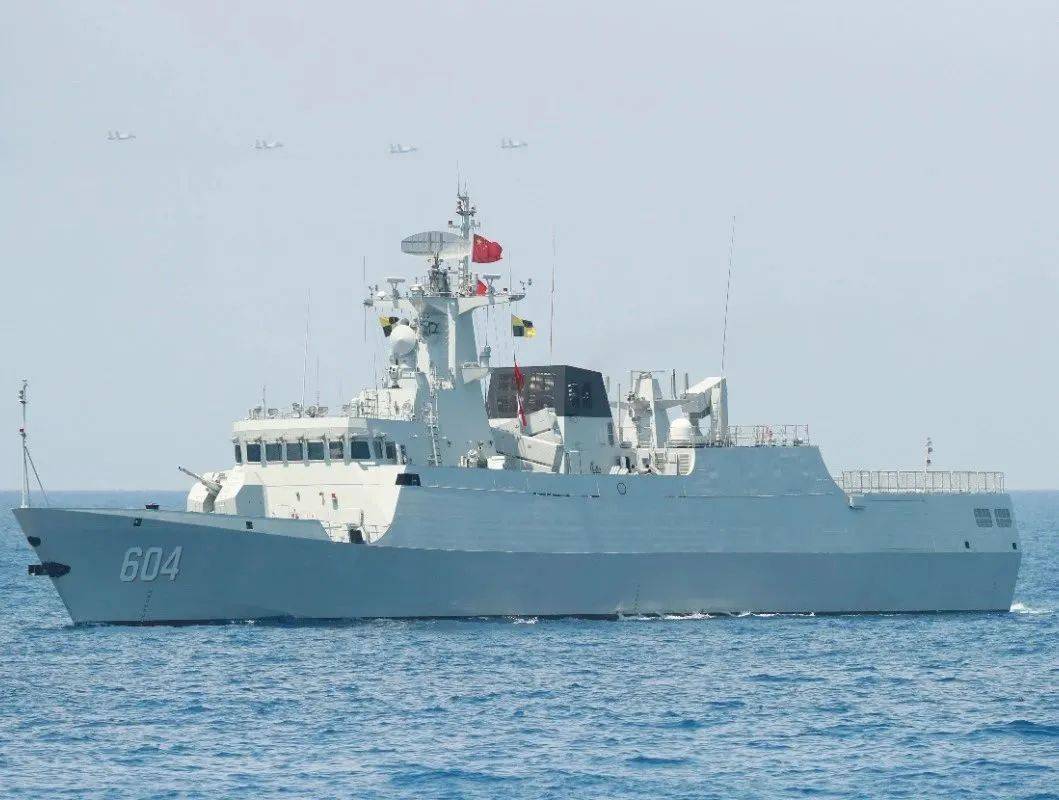 海军牡丹江舰春节期间坚守战位守海疆_人民_我国_海上