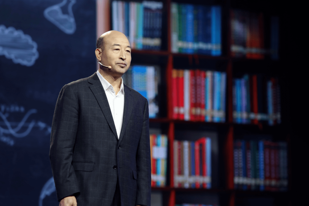 潍坊昌邑市围子初级中学 校长 姜勇亲爱的同学们,新学期新征程,美丽的