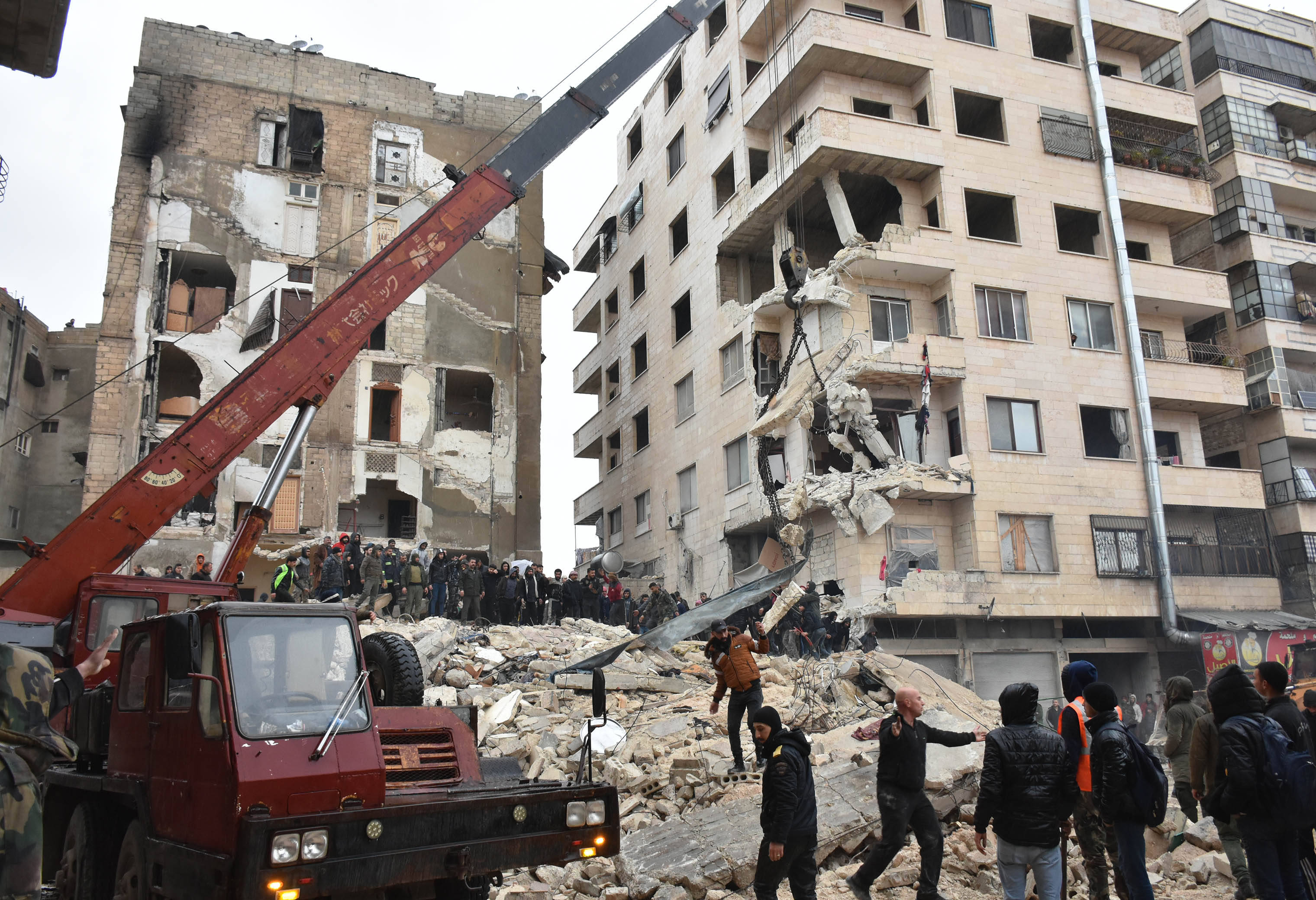 阿勒颇地震图片