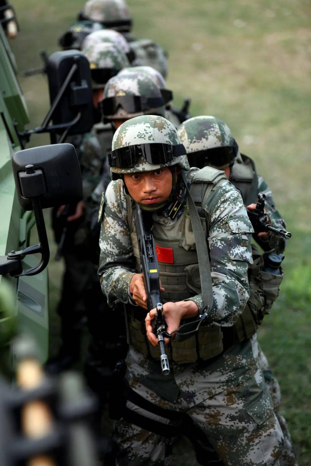 比赛_参赛_特种兵比武