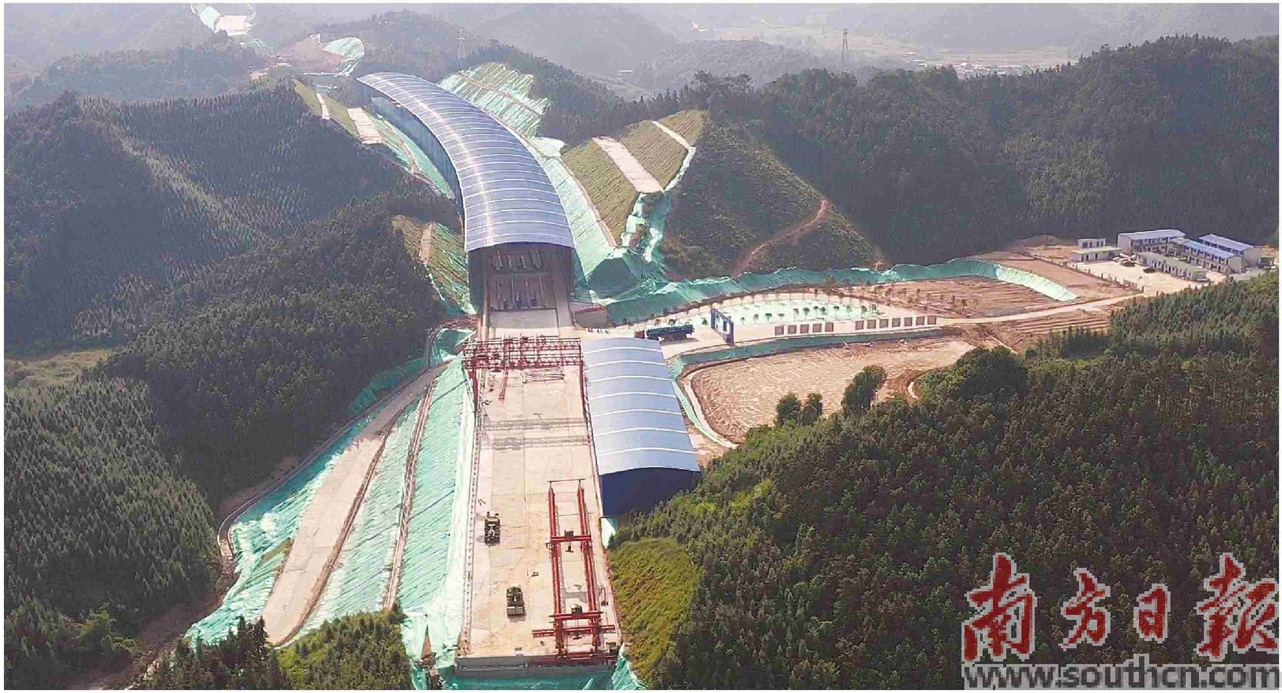 粤高速公路项目建设加速_施工_工作_支线