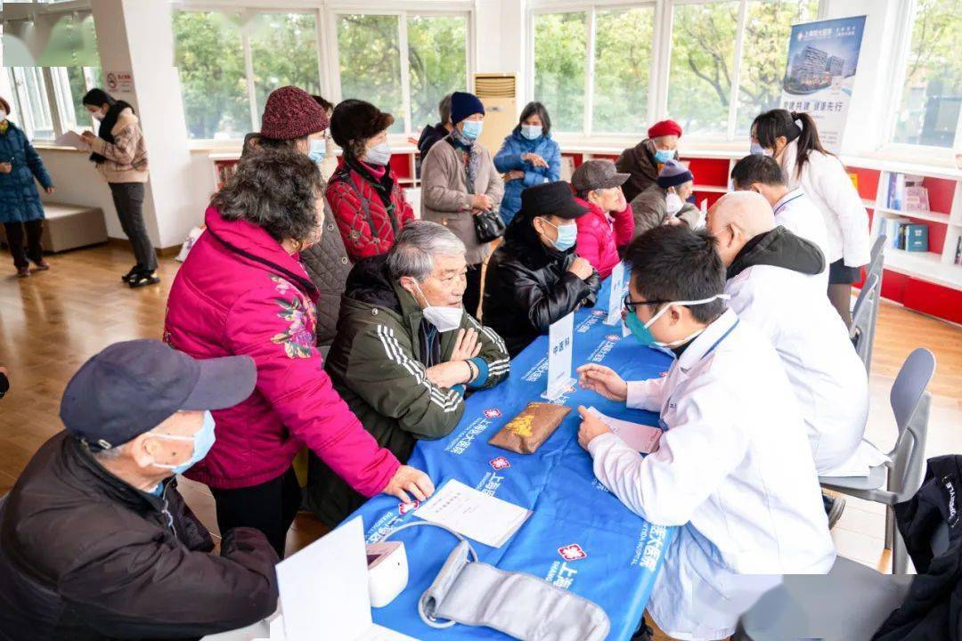送医上门、关爱到家，徐泾镇“侨之家”暖意融融_活动_服务_检查