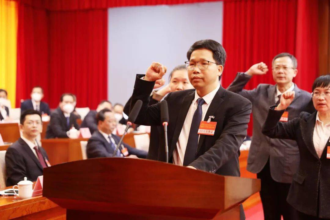 陈文初当选北海市海城区人民政府区长_大会_广西_来源
