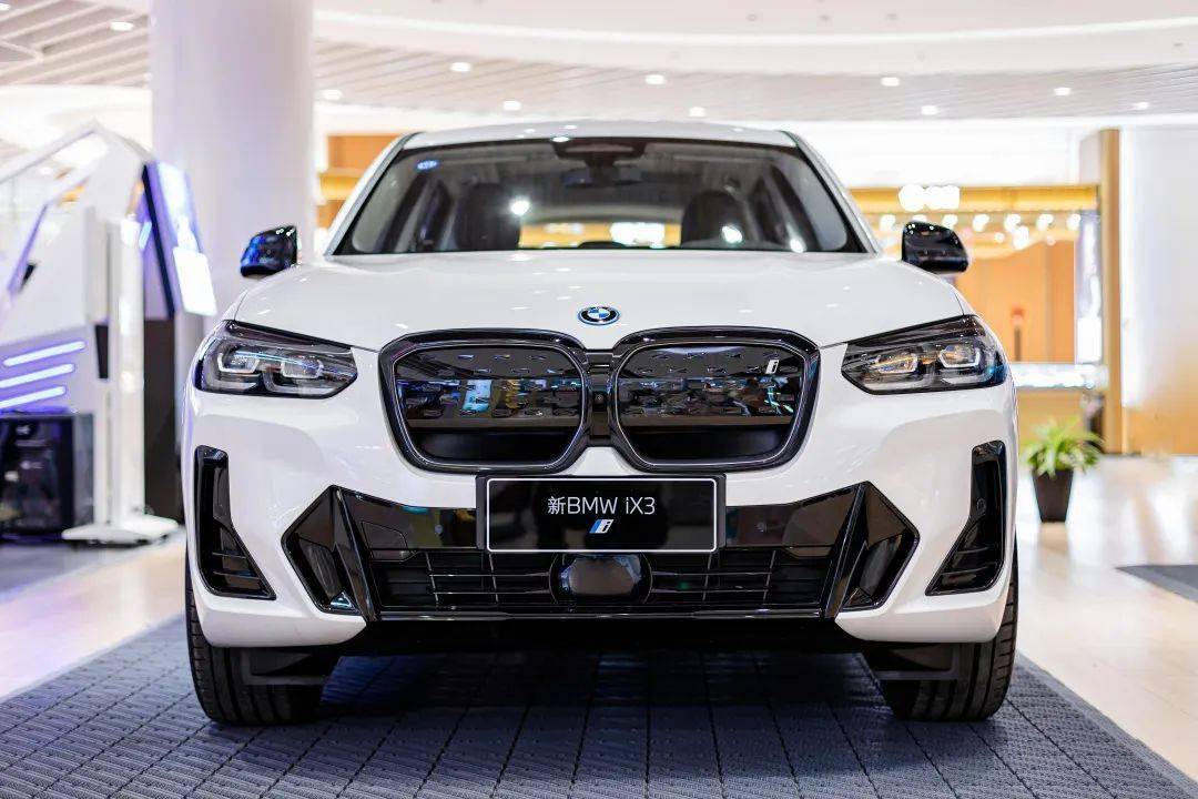 回顾丨苏州宝信2023全新bmw i3&新bmw ix3情人节外展圆满落幕!