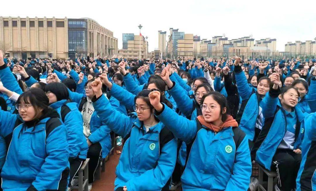 金乡一中举行房善朝高考励志大型演讲活动_高三_激情_挑战