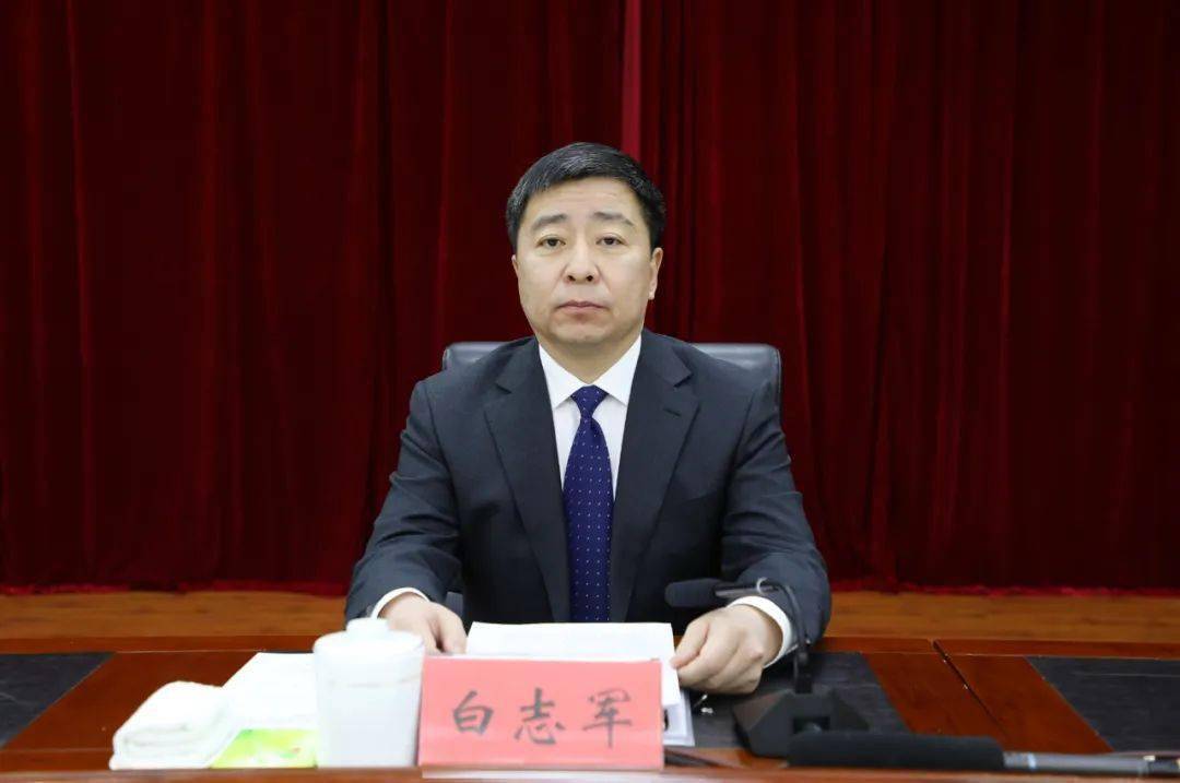 扎兰屯市扩大招商引资和优化营商环境暨重点项目推进落实会议召开 白