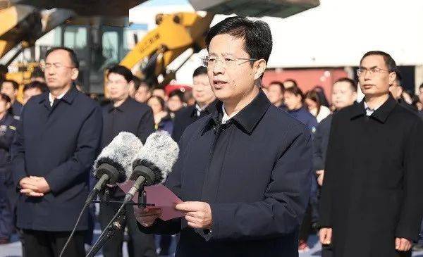 市委常委,副市长杨同贤参加我县分会场活动,县委书记陈伟颂在全市