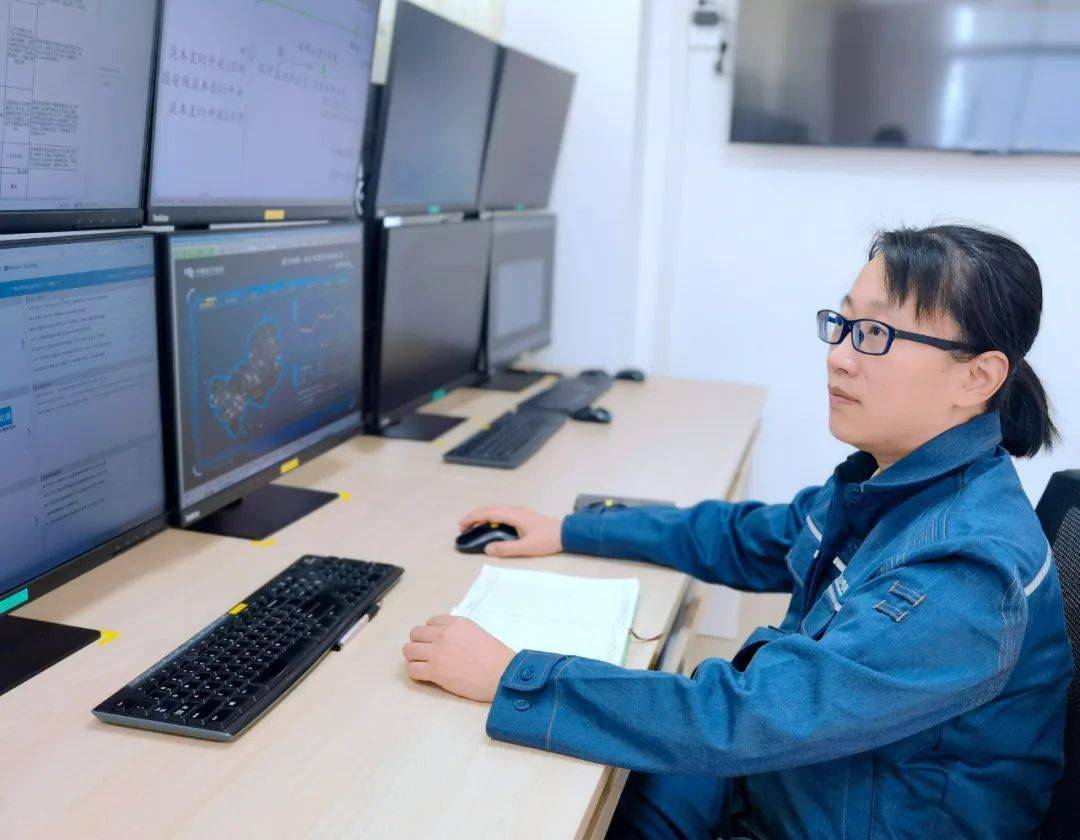 【中国梦·劳动美 致敬贵港工匠】陈向晖:电网调度自动化领头人_工作