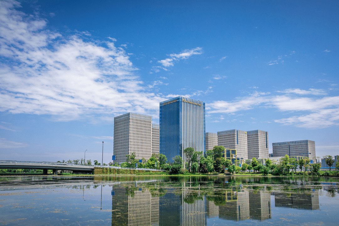 瞩目新川,龙湖携云河颂为城南高端加冕!_产品_城市_大道