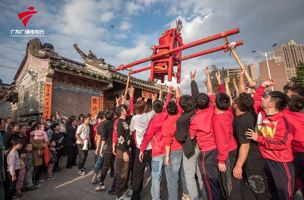 张声金 摄潮州市铁铺镇溪美寨村搧老爷,郑文锋 摄揭阳市普宁大长陇村