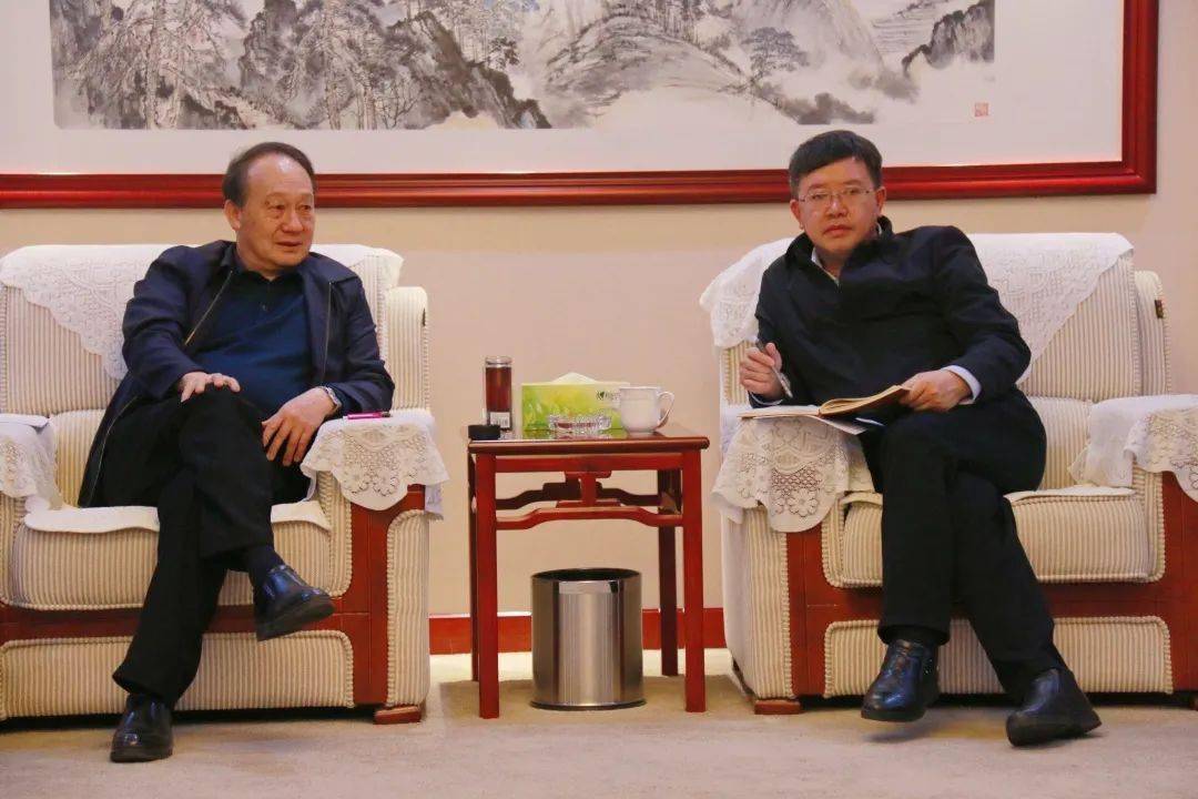 交通基础设施建设攻坚会战指挥部执行指挥长段玠一行到公司交流座谈