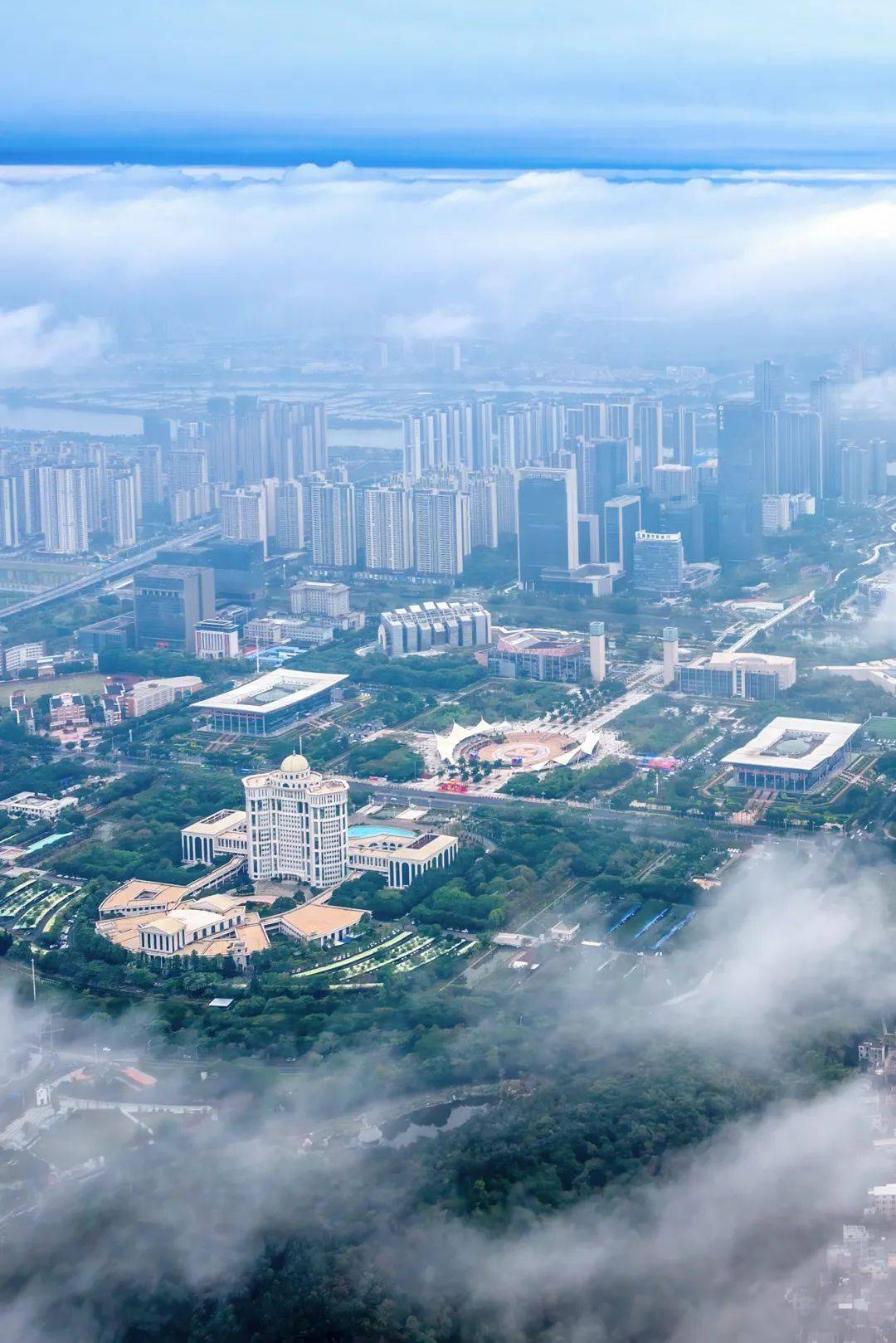 300米高空下的大良,长什么样?_新城区_华侨城_凤凰广场