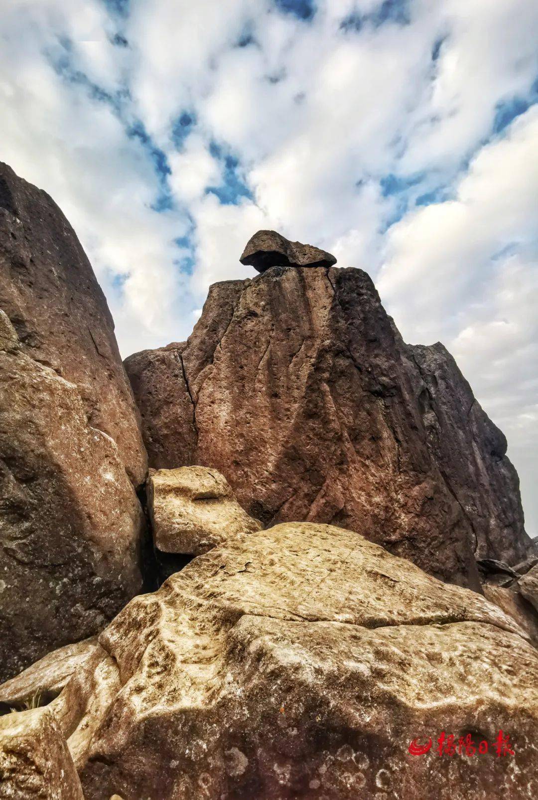 道教名胜/ 普宁望天顶历史悠久人文景观丰富望天顶峰顶有紫云洞道观