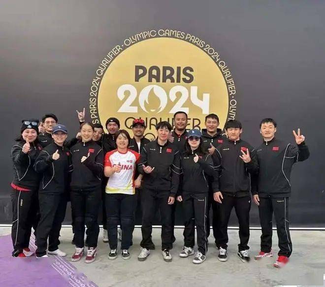 孙佳琪摘自由式小轮车世界杯首站银牌_参赛_中国女队_巴黎奥运会