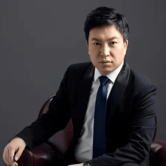 董事长钱利发展副总裁洲际智选假日大中华区金璐翊总裁蓝海集团黄鉴中