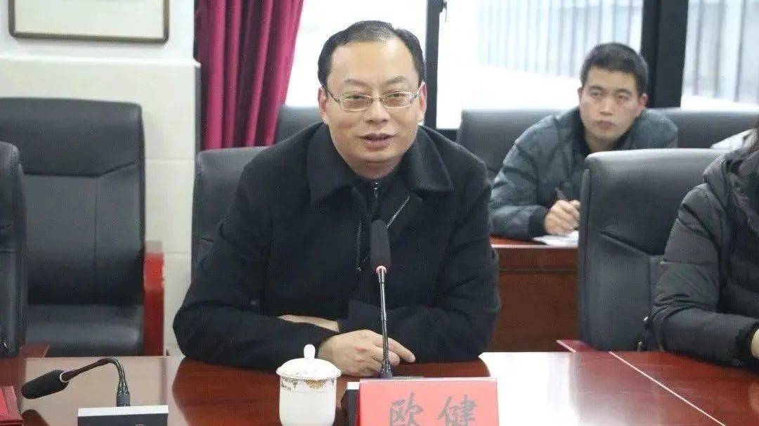 道真中学党委书记,校长韩锋(央广网发 西南大学附属中学供图)道真中学