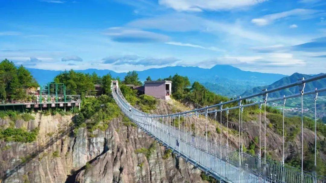 399平江石牛寨 悬崖天眼 仙姑岩二日游_玻璃_天空_栈道