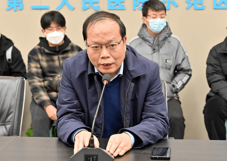 刘喜成副院长表示,新院区的建设给各位同学提供了就业机会,希望各位