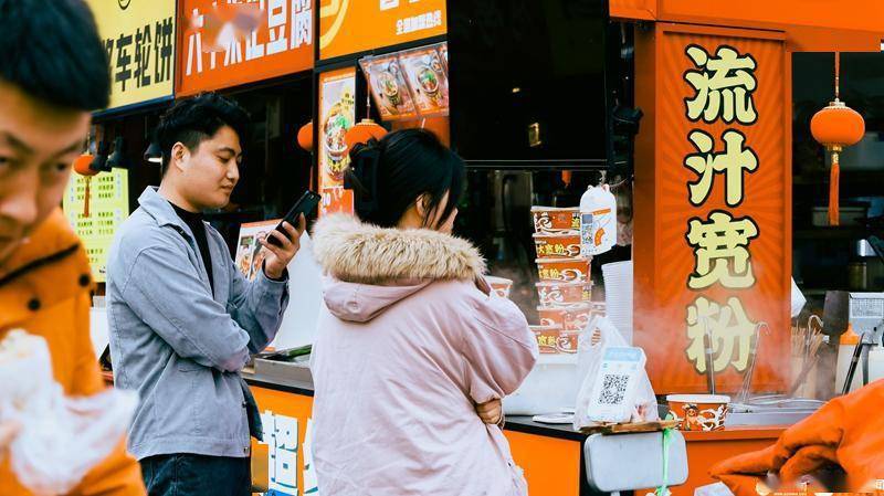 看临沂|㊶新华美食街：小吃会聚 一街百味