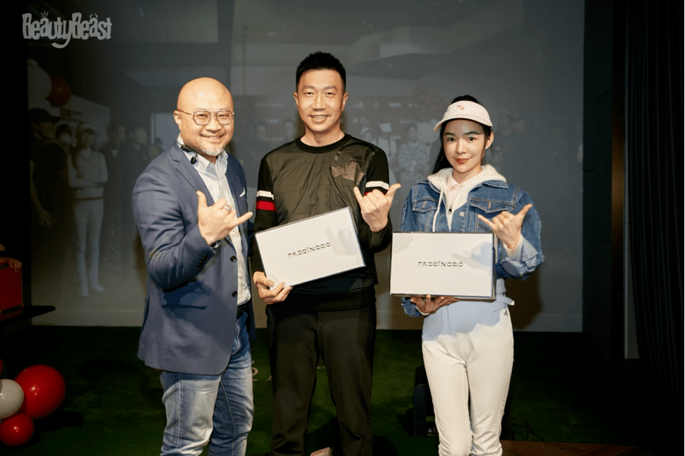 最6球员奖:个人成绩尾数为6的中杆数最高和最低的 姚嘉76杆 紫玉96杆