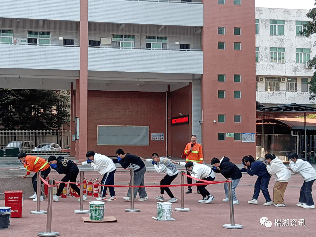 棉湖二中组织开展消防应急疏散演练活动