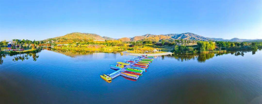 紅格國際運動康養·溫泉度假區位於攀枝花市鹽邊縣紅格鎮.