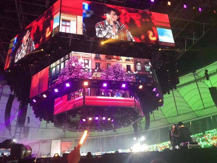 ����һ���ӣ���Ҫȥ�����ݳ����