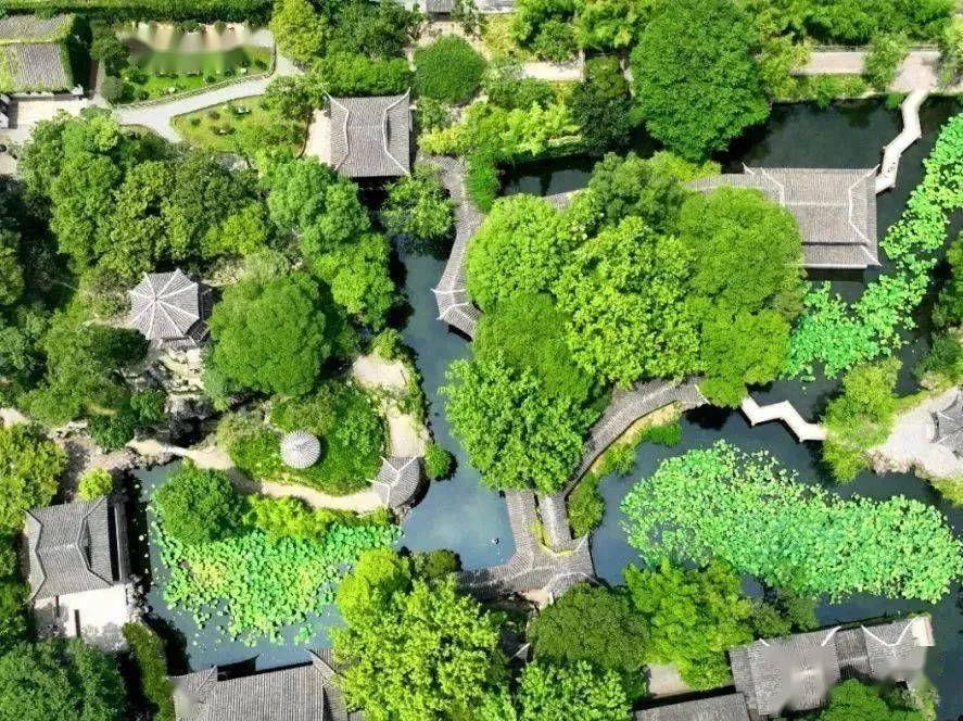 刘滨谊解释,很多人将"风景"视为"景观",其实不然.