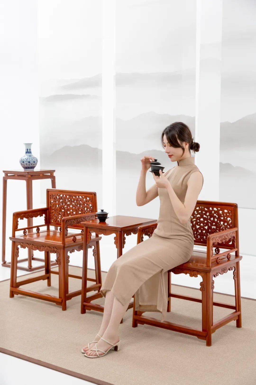 女子_椅子_古代