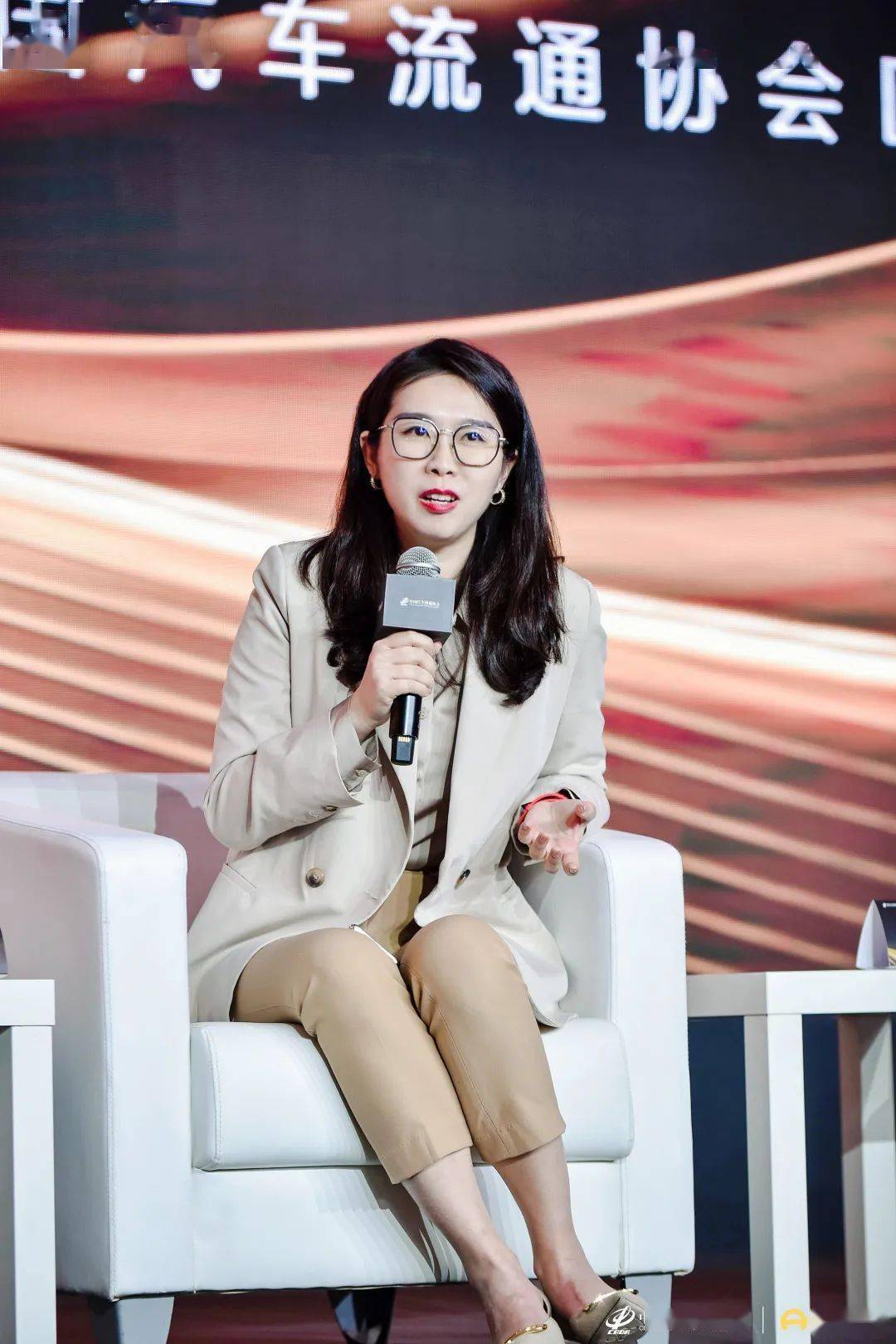 中国汽车流通协会副秘书长 文思婧百事达汽车有限公司创始人杨敏表示