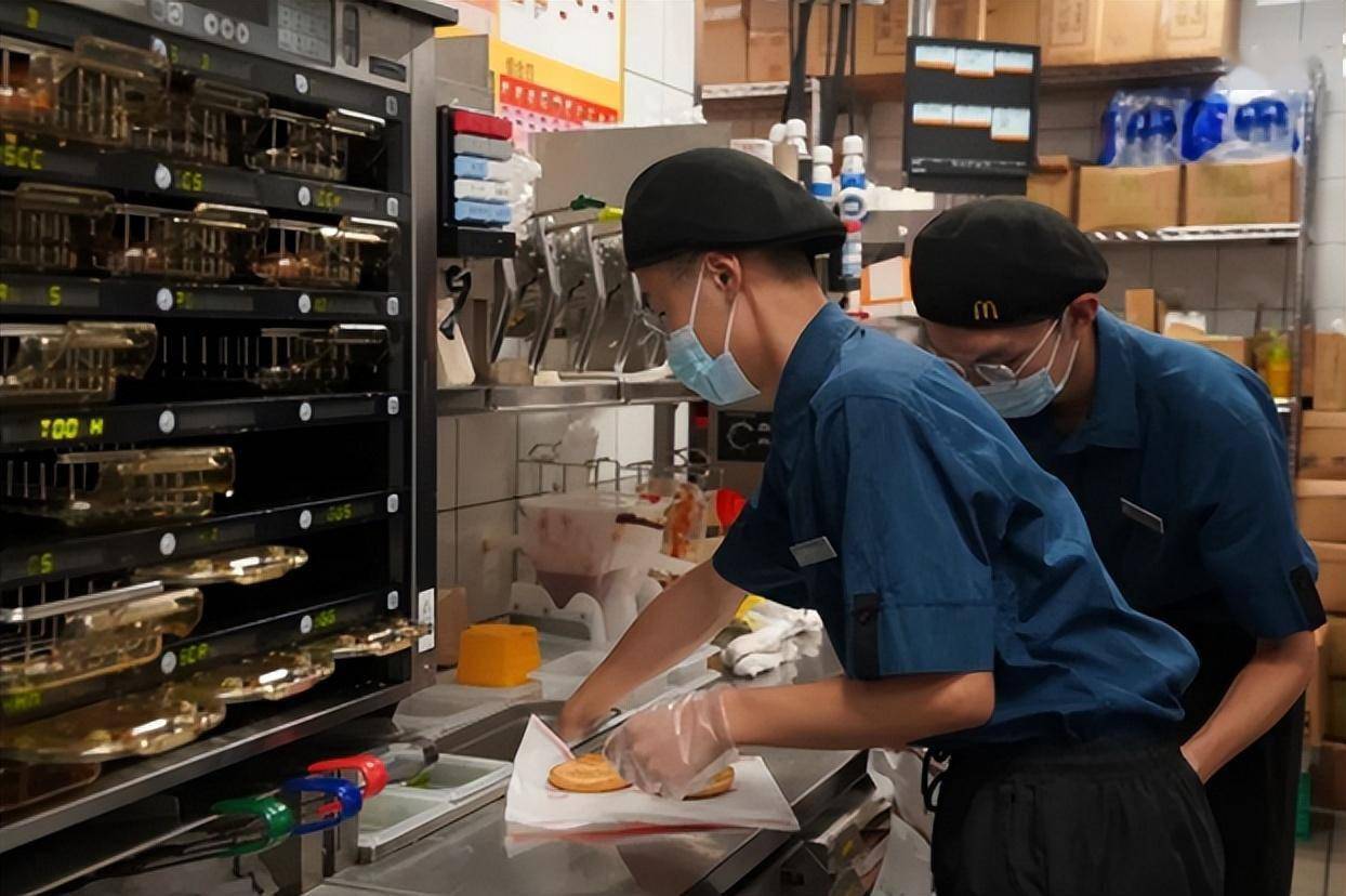 "聚焦"食品安全,麦当劳后厨严格把控每一环节让您"放心"!
