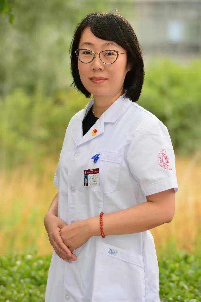 春风十里不如你丨许珂:医者仁心岁月长 ,博学厚德不言悔!