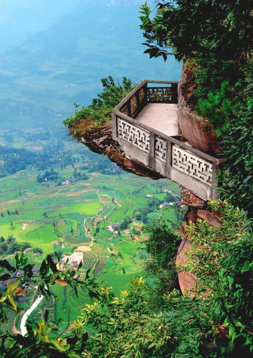 化石数量众多,丹霞地貌景观优美——重庆綦江国家地质公园_我国_研究