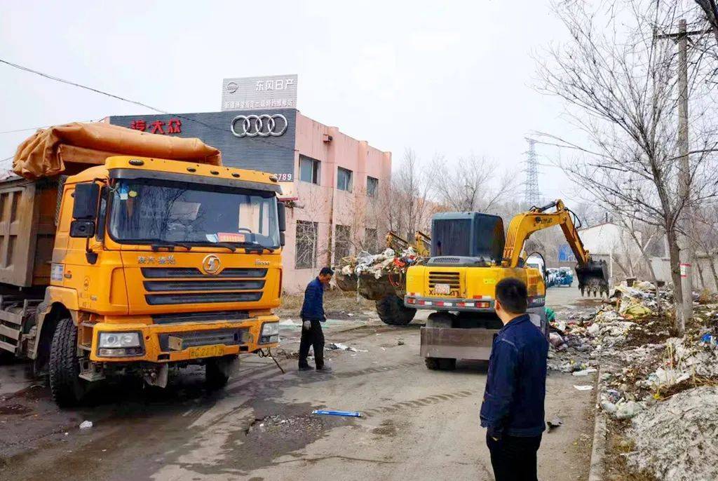 北一路至312國道,石河子市東城街道63小區,石河子第七中學等區域融雪