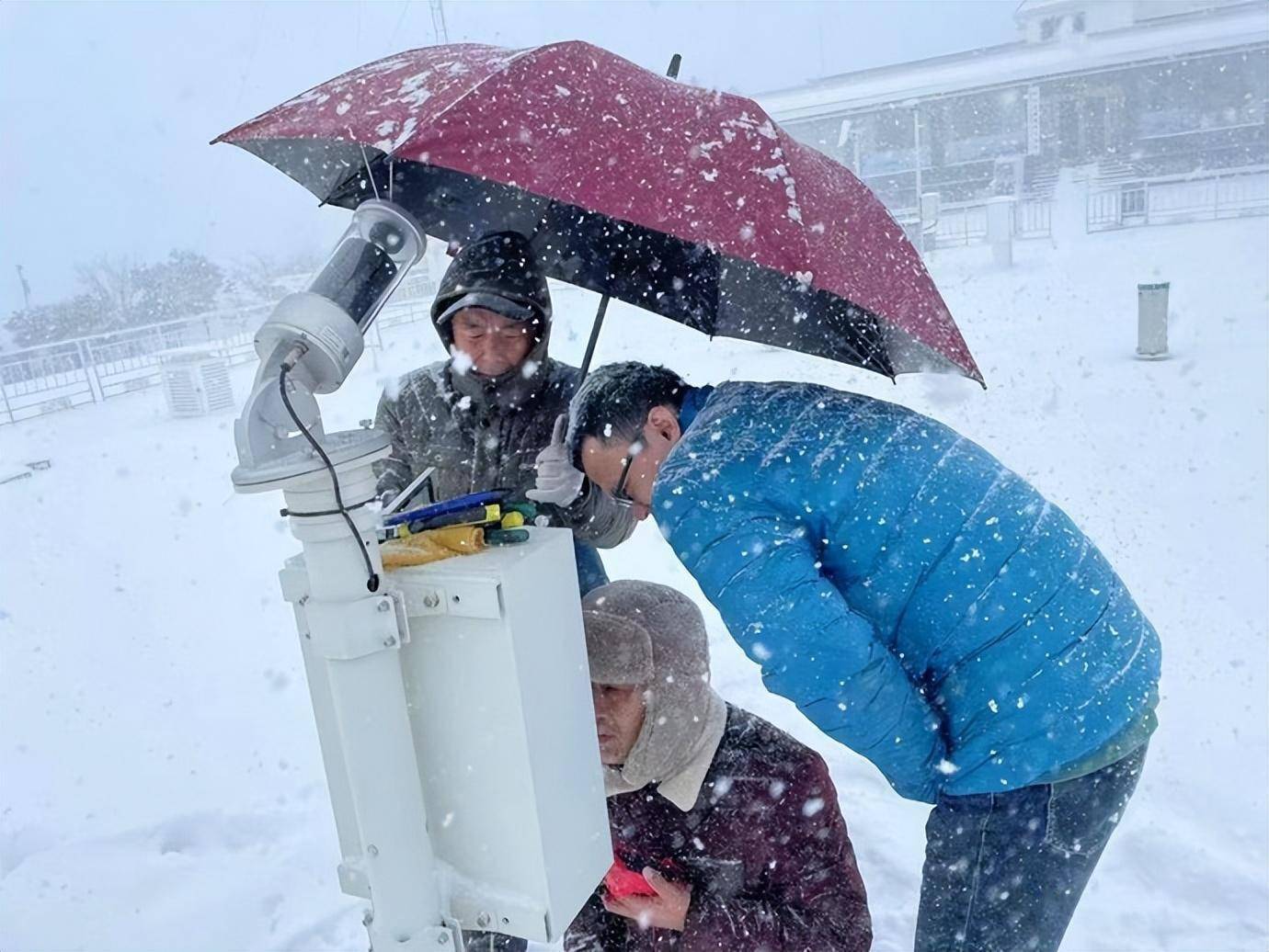 暴雪预警！今全国午到夜里郑州有中到大雪