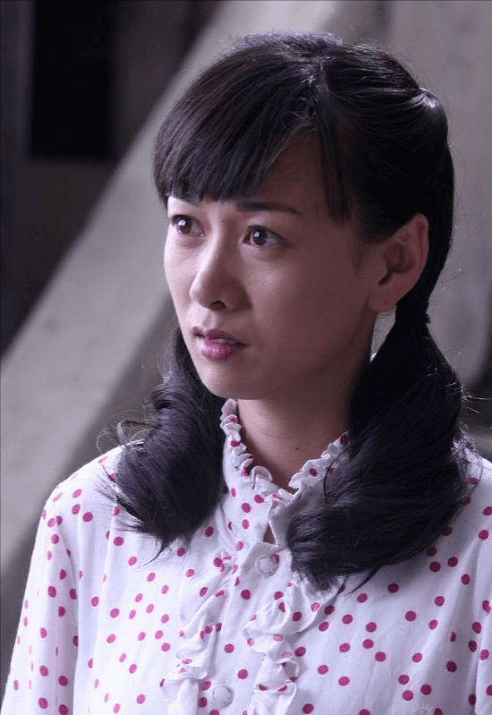 "年代戏女王"齐欢:高开低走令人唏嘘,44岁演母亲让人共情_观众_作品