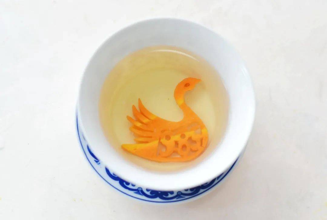 红色的玉林茶泡你见过吗?_雕刻_胡萝卜_生产