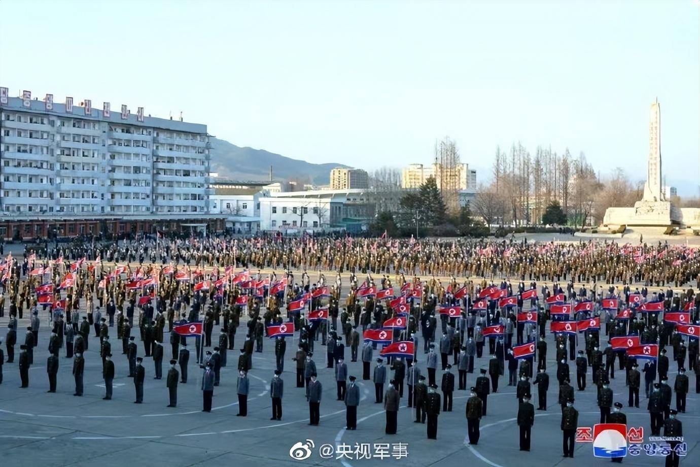 朝鲜约140万名青年报名参军或复队