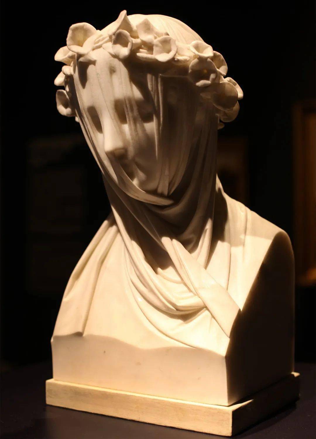 大理石薄纱下的女人体,惊艳古今!_雕塑_蒙蒂_作品
