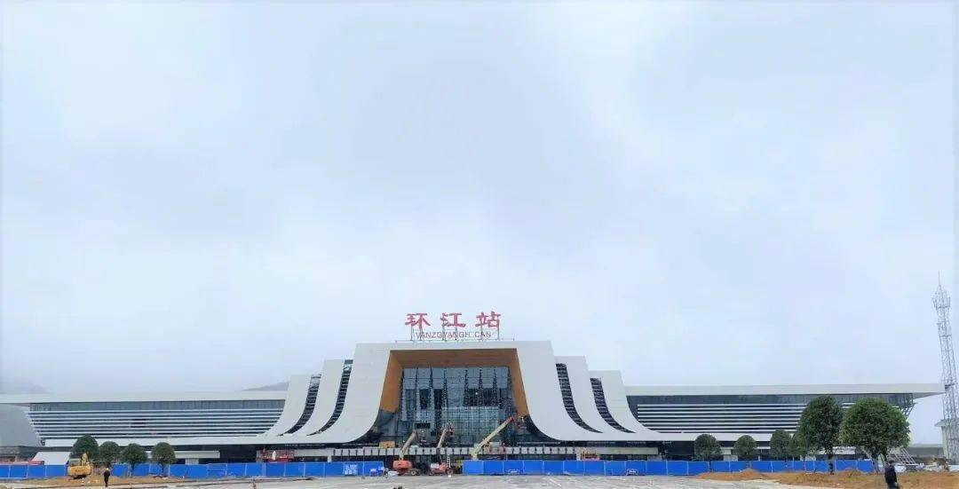 河池到底有多少座高铁站?_贵南_都安_建设