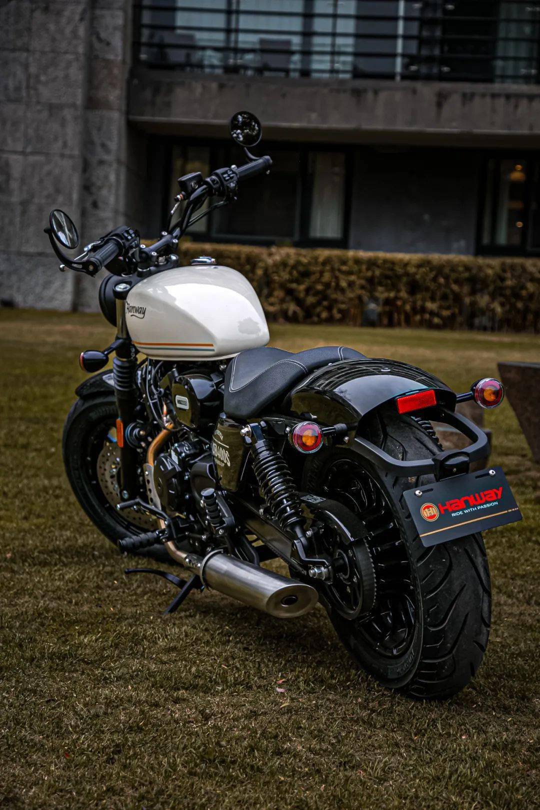 26980元起|bob400亮相成都,醇正bobber汉威雅痞系列再添新车型_搜狐