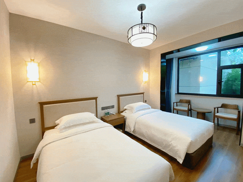 这个周末,一起来常宁宫园林酒店踏春吧_踏青_家人_老字号