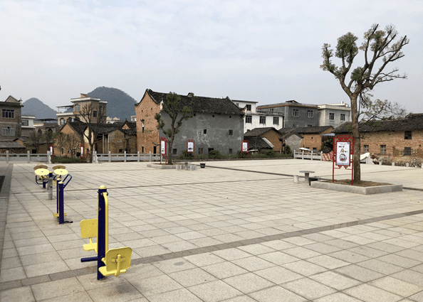 恭城莲花镇笔山村: 文明与山水同秀,精神同时代齐飞