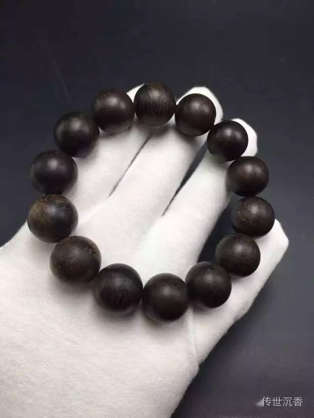 真假沉香手串大比拼,你买到过假货吗?_珠子_纹路_细节