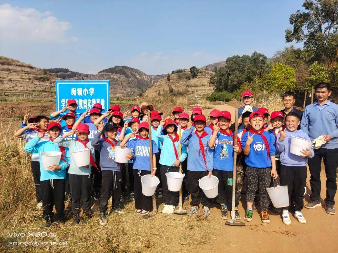 校园春耕忙 劳动正当时丨海镜小学开展劳动教育实践活动_种植_师生