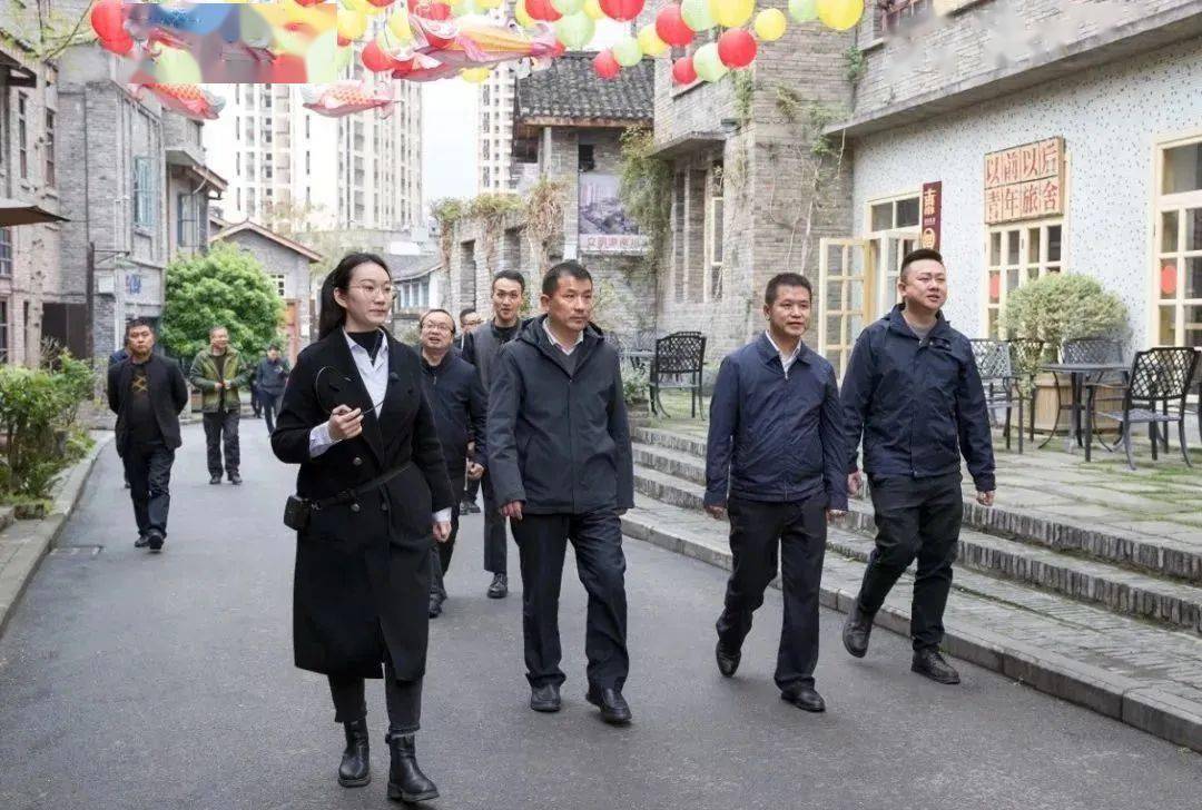 3月29日,贵州省遵义市道真自治县人大常委会主任潘代勤带队来南考察