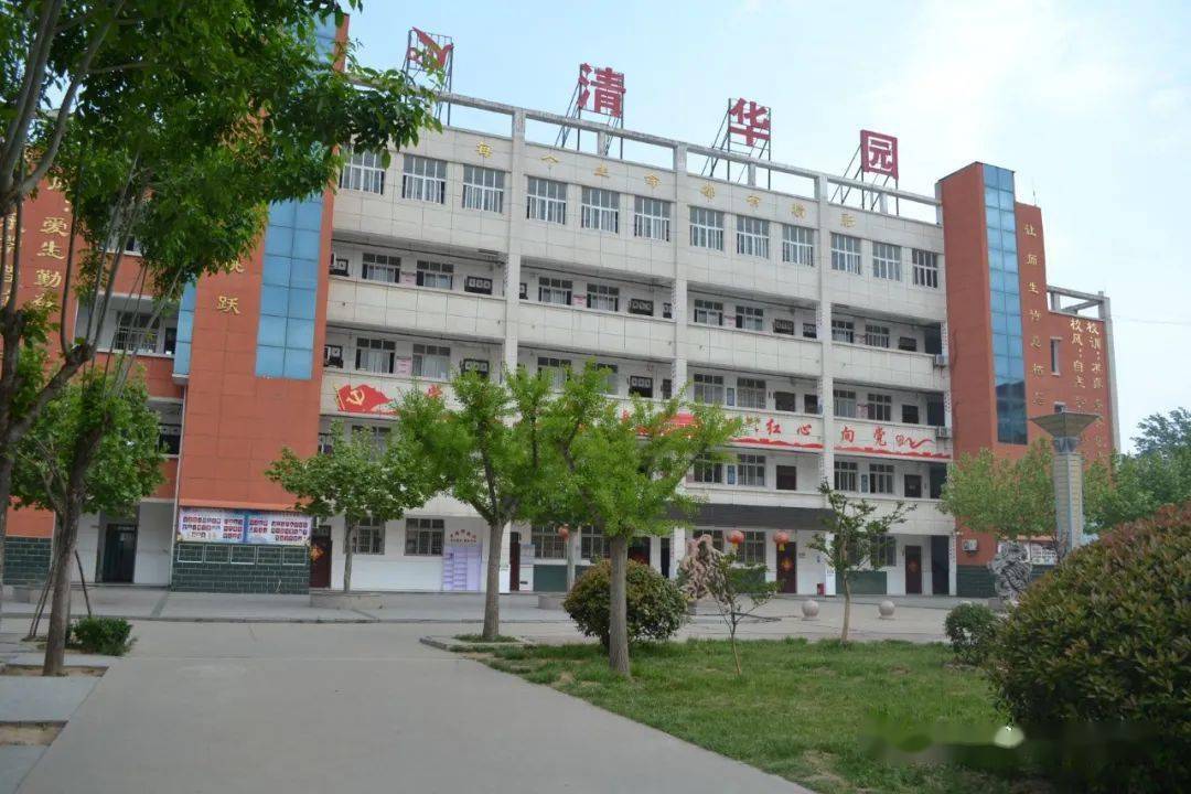 潍坊市东明高级中学图片