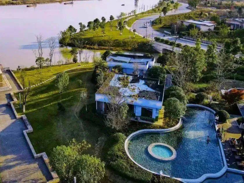 长沙出发仅1.5小时-灰汤温泉-雅苑别墅-臻稀温泉