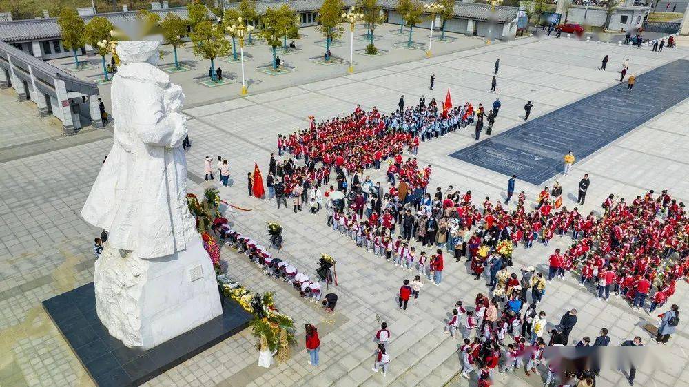 驻马店是抗日民族英雄杨靖宇的家乡.