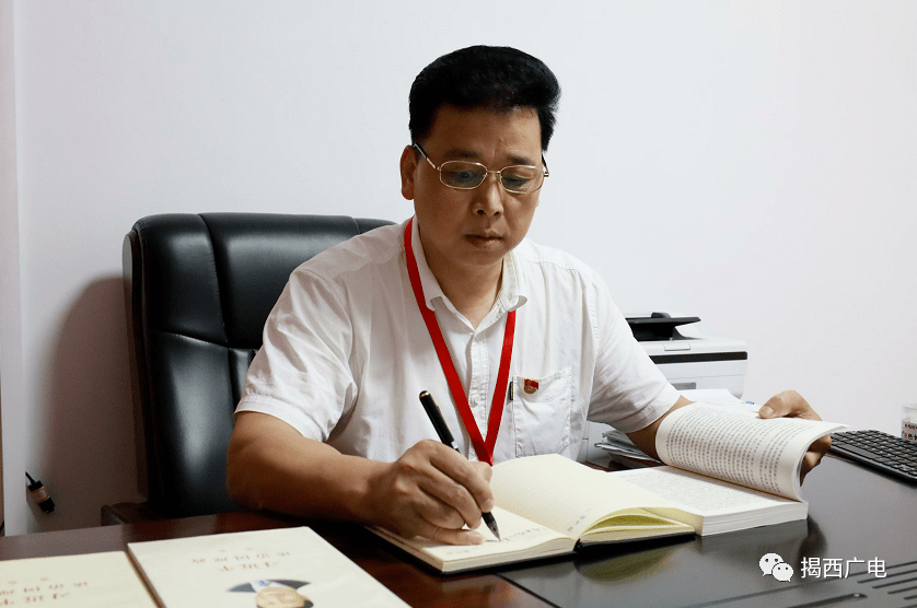 棉湖中学校长李玉宝:满腔真情育桃李 勤勉尽责展风采_教育_发展_揭西